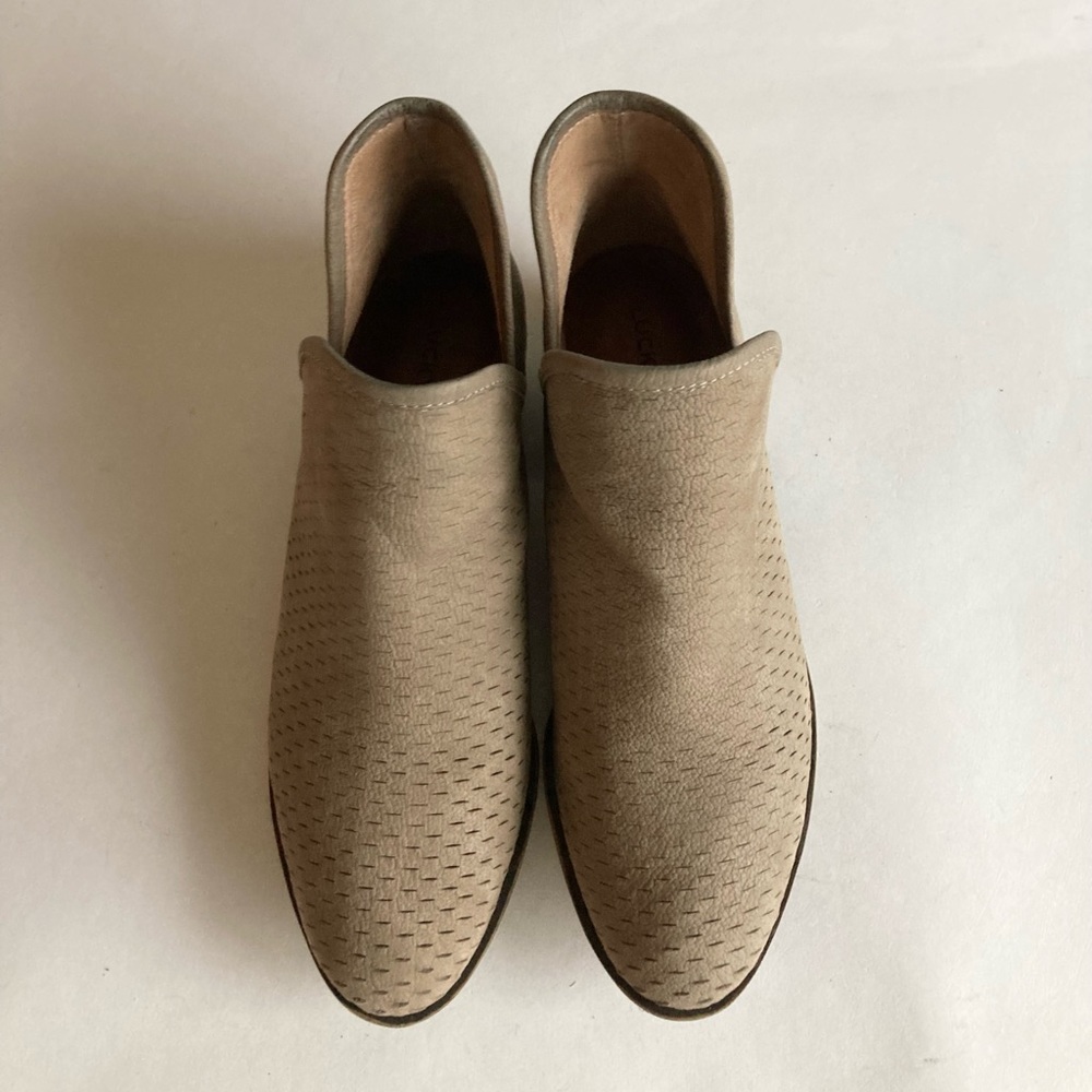 Lucky Brand Cream Leather Ankle Booties size 7 - Picture 6 of 12